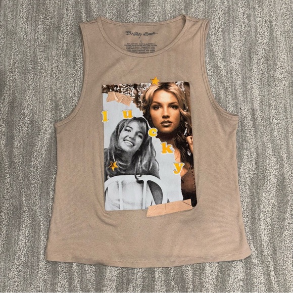 Britney Spears Lucky Tan Ribbed Graphic Tank Top Size L - Picture 1 of 3